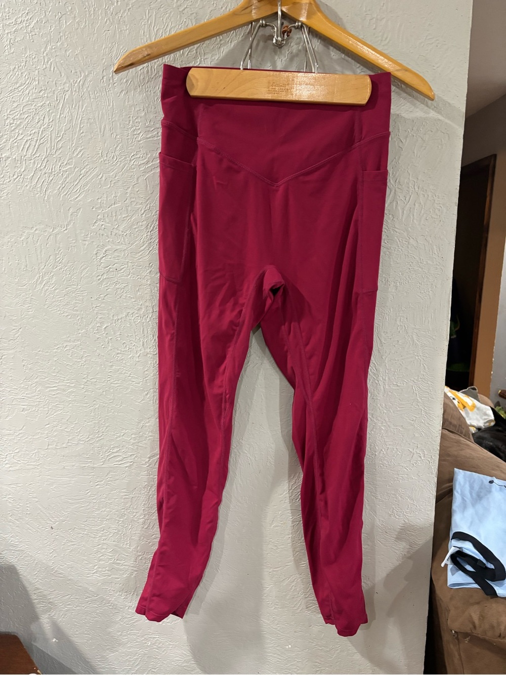 Halara UltraSculpt High Waist Scrunch Butt Lift Tummy Control Pocket Legging Med